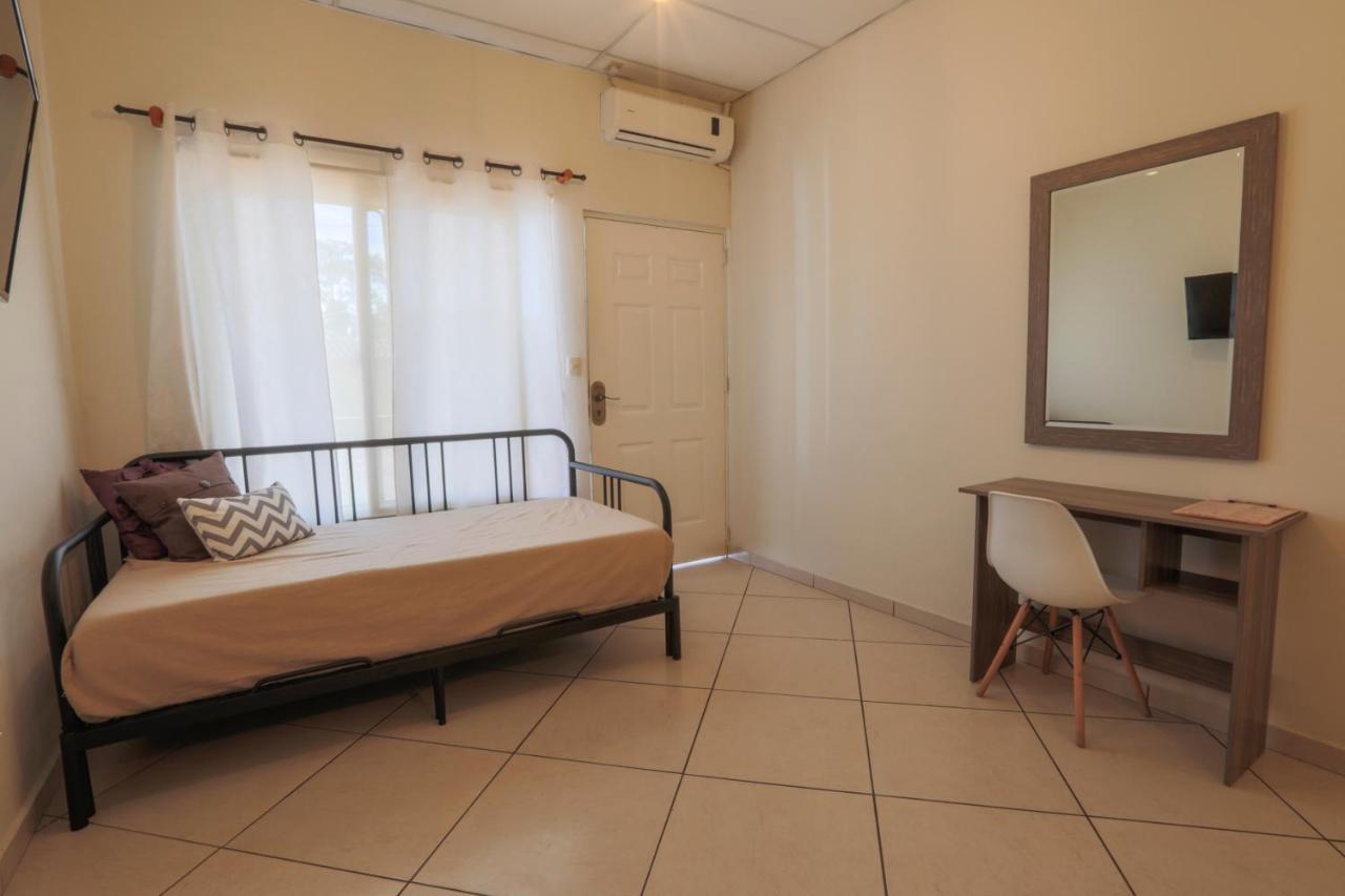 Hotel Boutique San Benito ซานซัลวาดอร์ ภายนอก รูปภาพ
